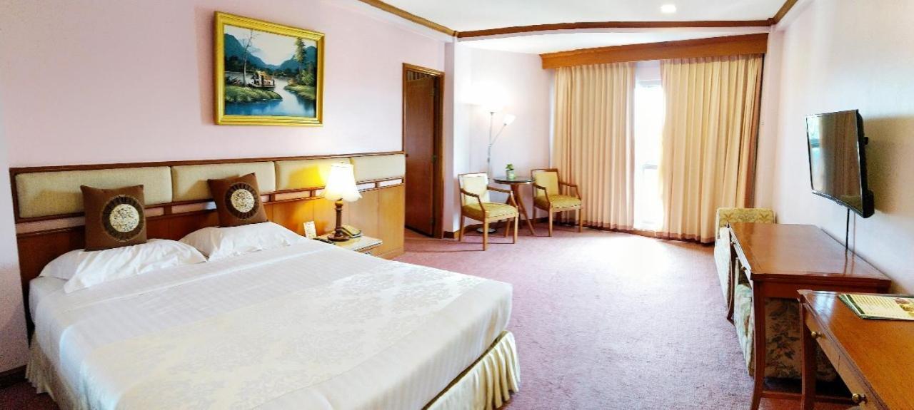 Viang Tak Riverside Hotel Eksteriør billede